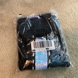 Unicorn Sequin new leggings with Victoria’s tote